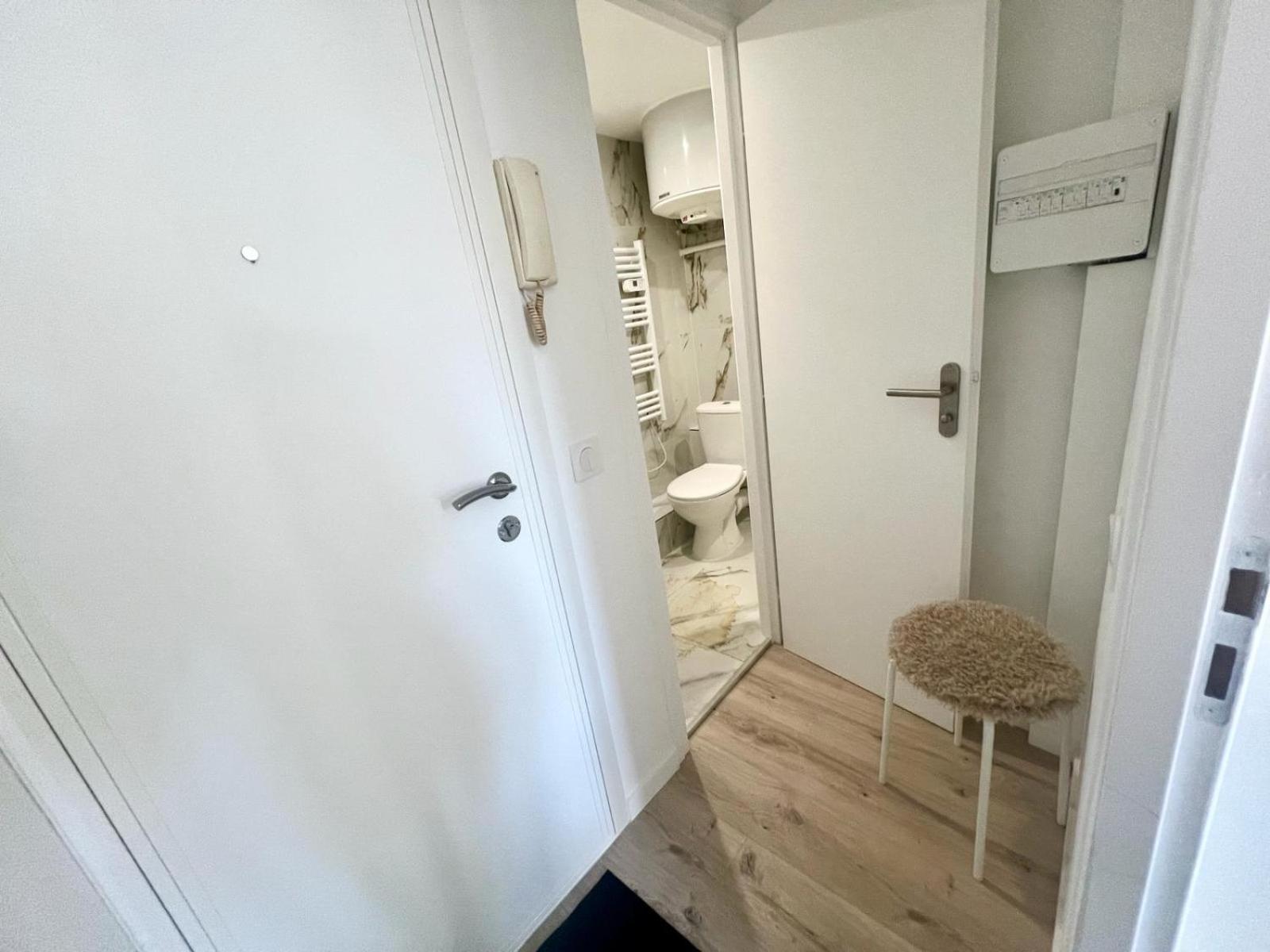 Studio Moderne Renove Avec Balcon Ницца Экстерьер фото