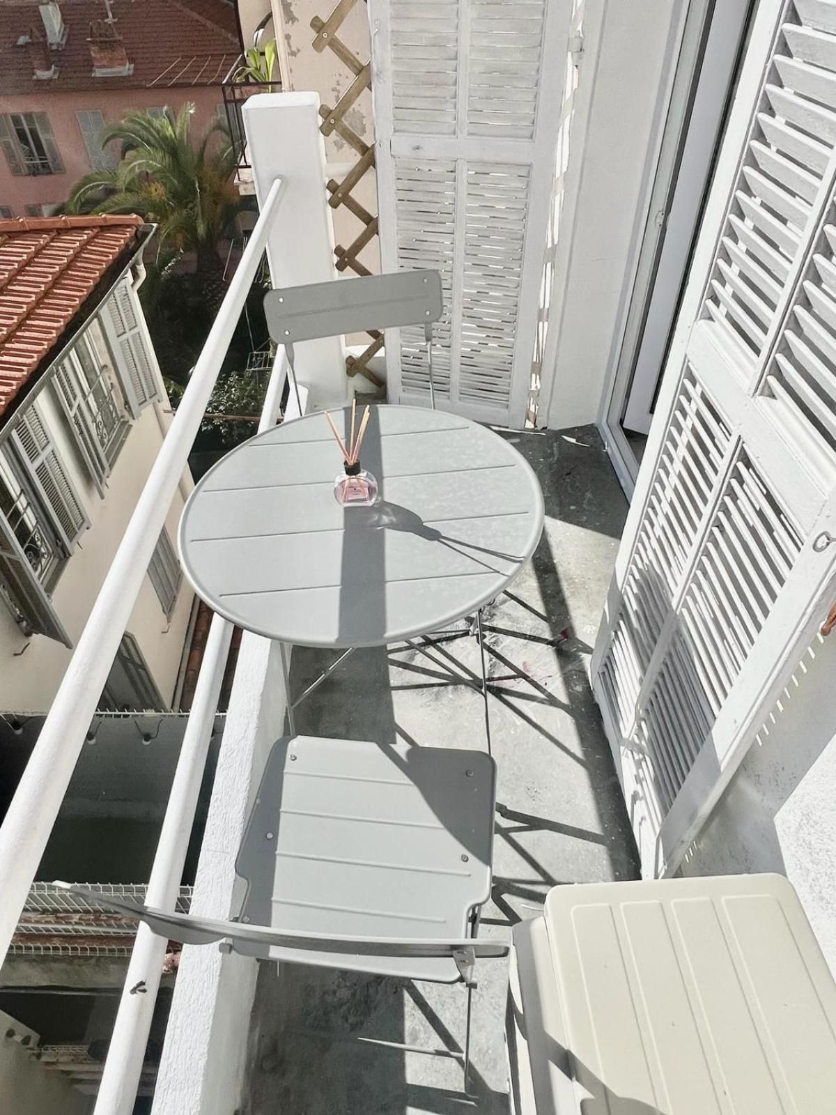 Studio Moderne Renove Avec Balcon Ницца Экстерьер фото